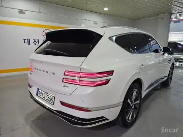 2023 Genesis GV80 с пробегом 47 842 км