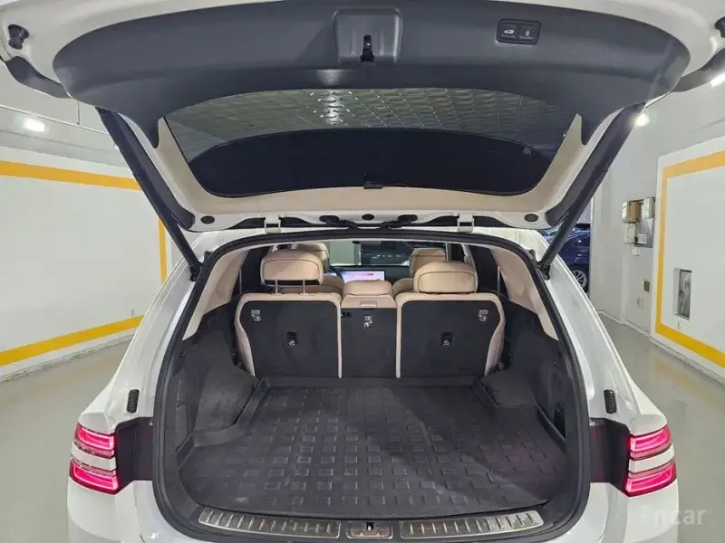 2023 Genesis GV80 с пробегом 47 842 км