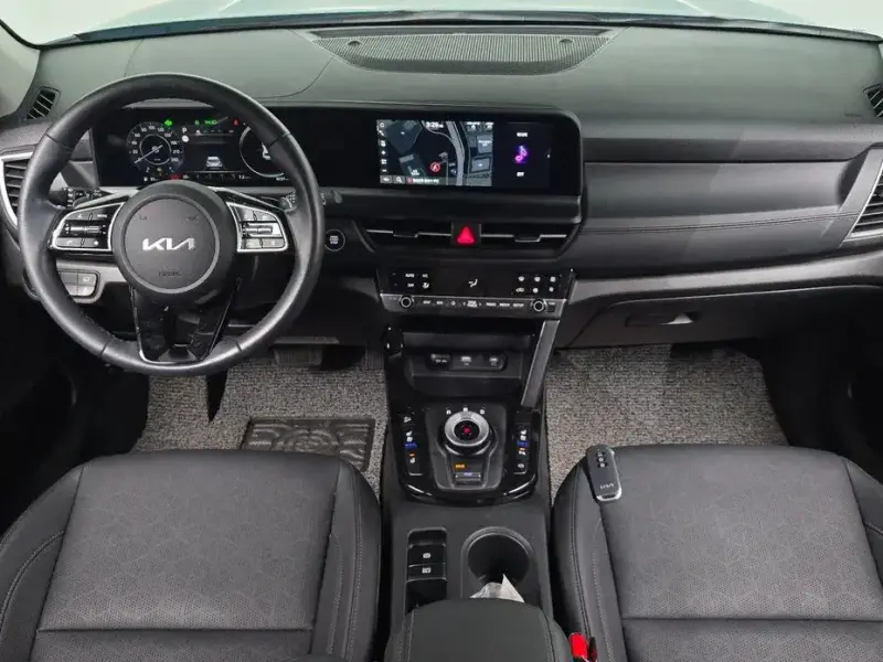 2023 Kia Seltos с пробегом 9 237 км