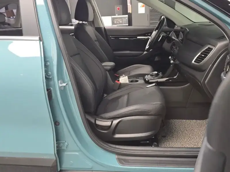 2023 Kia Seltos с пробегом 9 237 км
