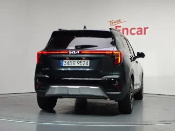 2023 Kia Seltos с пробегом 9 993 км