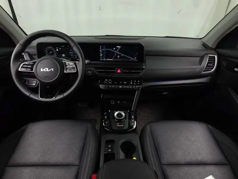 2023 Kia Seltos с пробегом 9 993 км