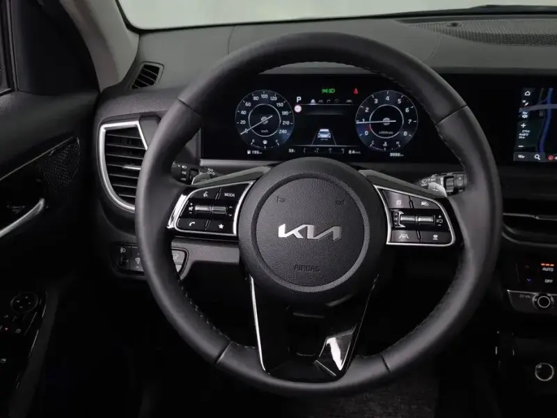 2023 Kia Seltos с пробегом 9 993 км