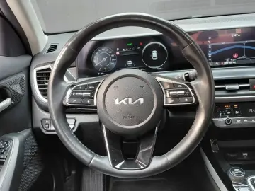 2023 Kia Seltos с пробегом 79 348 км