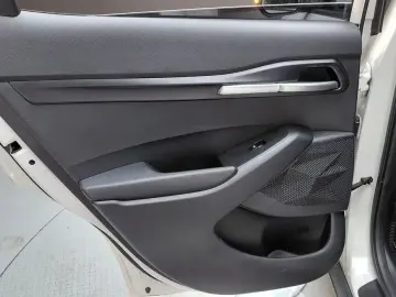 2023 Kia Seltos с пробегом 79 348 км