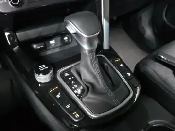 2024 Kia Seltos с пробегом 33 358 км