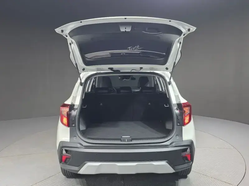 2024 Kia Seltos с пробегом 33 358 км
