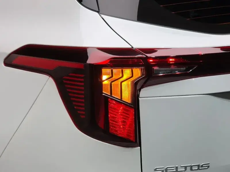 2024 Kia Seltos с пробегом 33 358 км