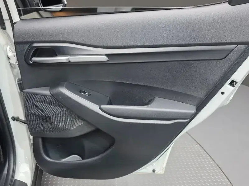 2024 Kia Seltos с пробегом 33 358 км