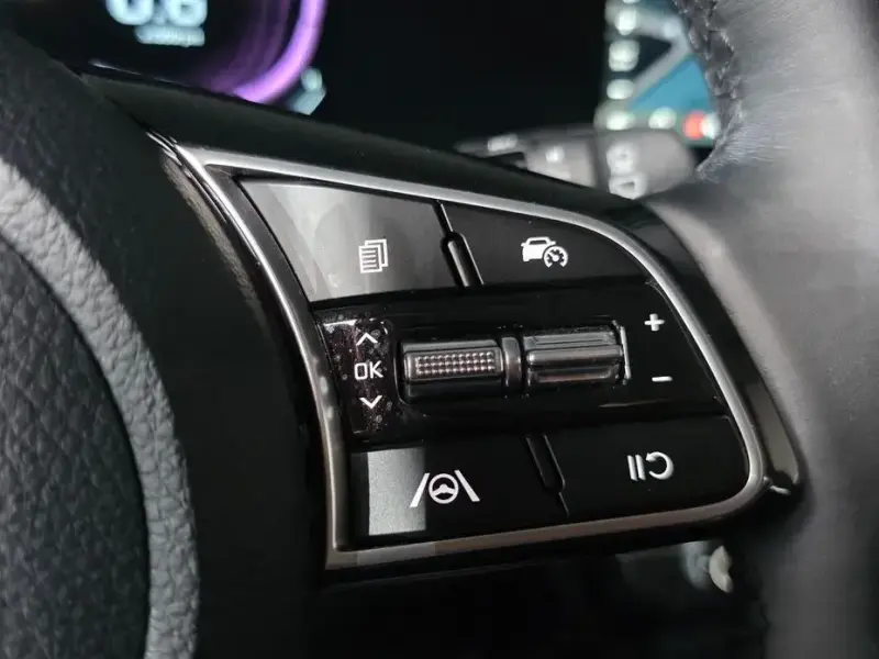 2024 Kia Seltos с пробегом 33 358 км