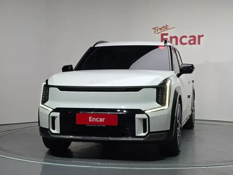 2024 Kia EV9 с пробегом 55 230 км