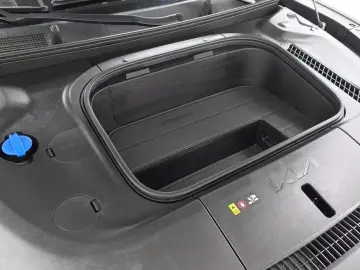 2024 Kia EV9 с пробегом 55 230 км