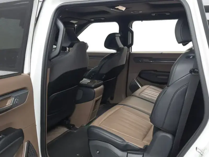 2024 Kia EV9 с пробегом 55 230 км
