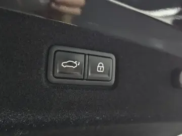 2023 Kia K9 с пробегом 73 395 км