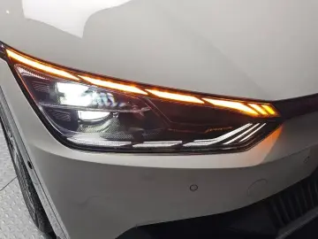 2023 Kia EV6 с пробегом 57 940 км