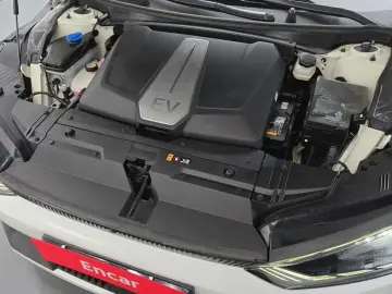 2022 Kia EV6 с пробегом 88 828 км