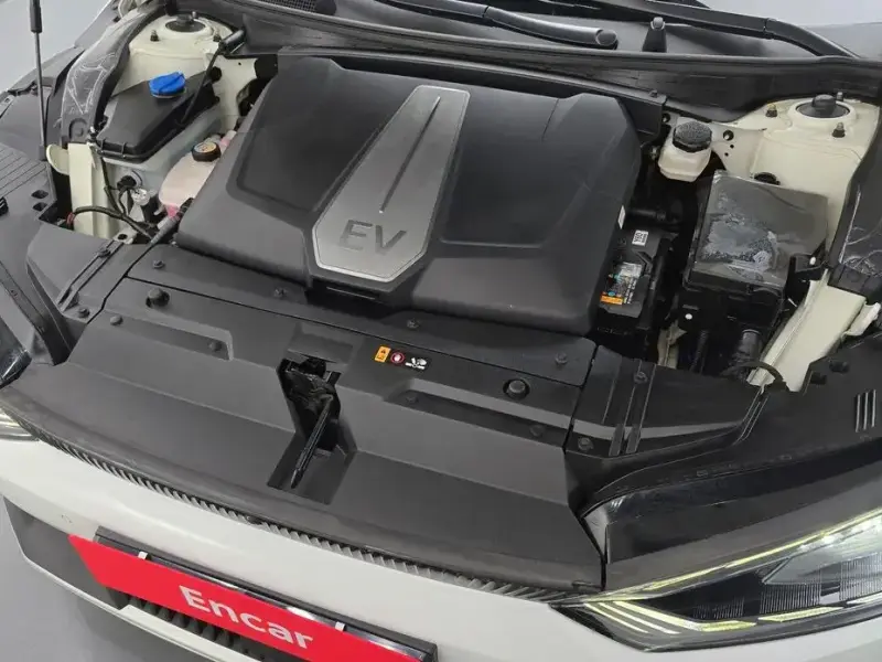 2022 Kia EV6 с пробегом 88 828 км