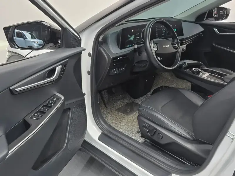 2022 Kia EV6 с пробегом 88 828 км