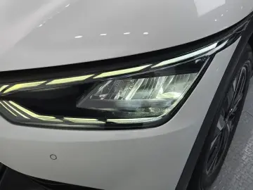 2022 Kia EV6 с пробегом 88 828 км
