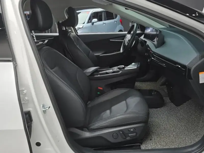 2022 Kia EV6 с пробегом 88 828 км