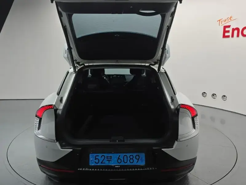 2022 Kia EV6 с пробегом 88 828 км