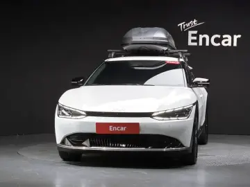 2023 Kia EV6 с пробегом 77 907 км