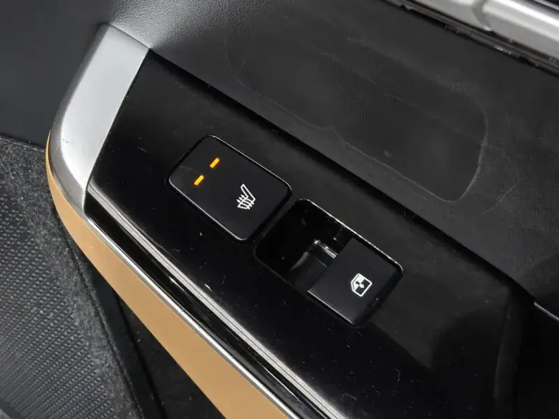 2023 Kia EV6 с пробегом 77 907 км