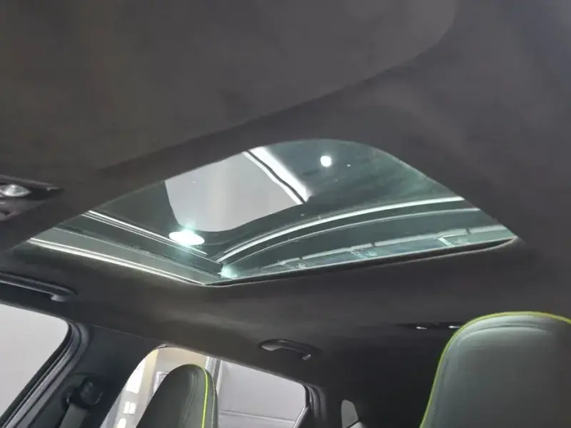 2023 Kia EV6 с пробегом 75 133 км