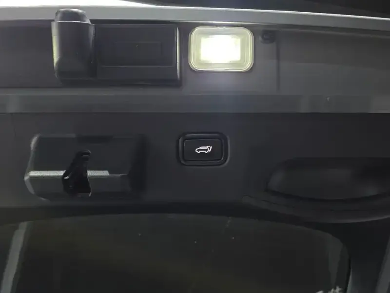 2023 Kia EV6 с пробегом 75 133 км