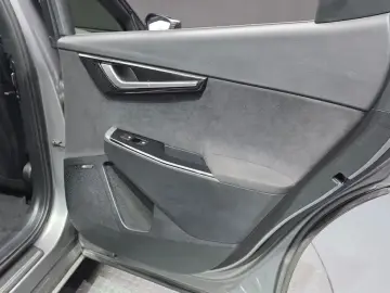 2023 Kia EV6 с пробегом 75 133 км