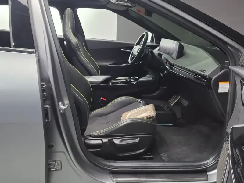 2023 Kia EV6 с пробегом 75 133 км