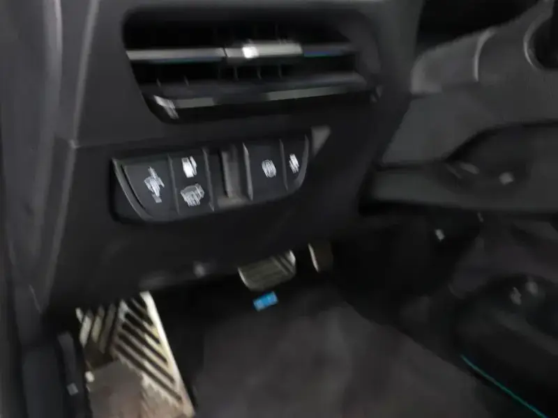 2023 Kia EV6 с пробегом 75 133 км