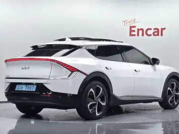 2024 Kia EV6 с пробегом 56 455 км