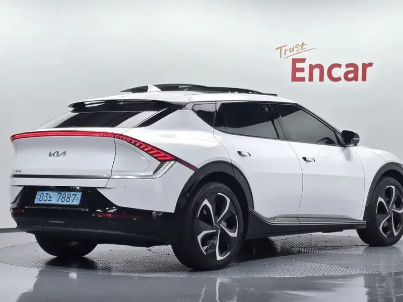 2024 Kia EV6 с пробегом 56 455 км