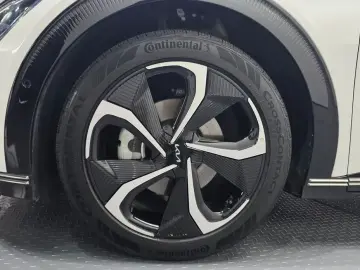 2024 Kia EV6 с пробегом 56 455 км