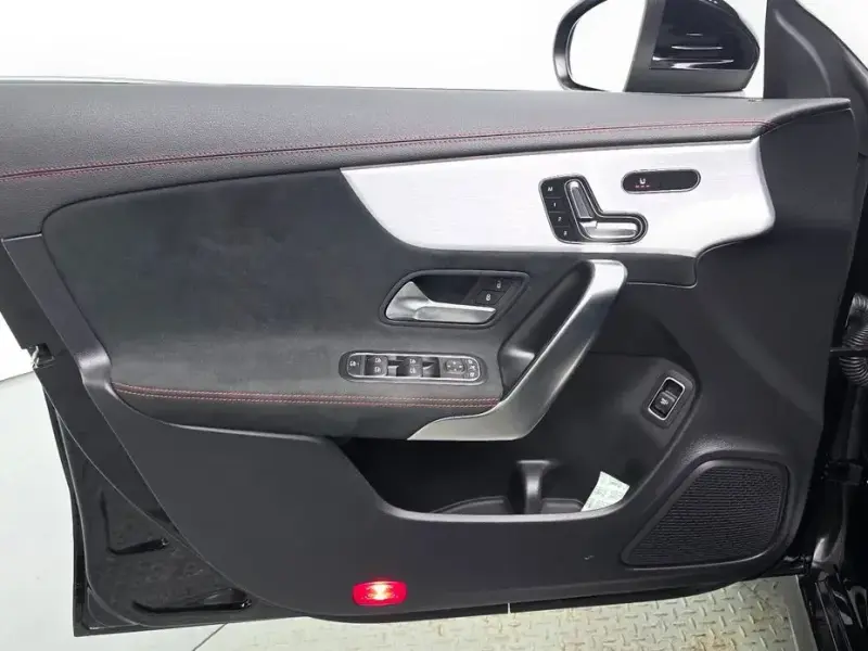 2020 Mercedes-Benz CLA с пробегом 27 721 км
