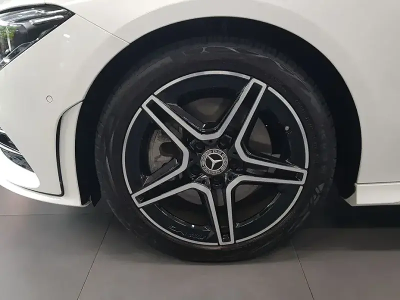 2022 Mercedes-Benz CLA с пробегом 18 959 км