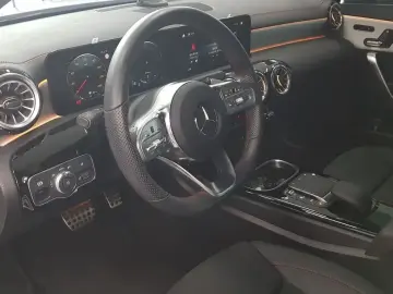 2022 Mercedes-Benz CLA с пробегом 18 959 км