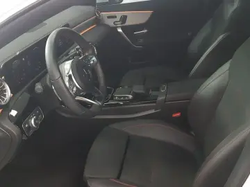2022 Mercedes-Benz CLA с пробегом 18 959 км
