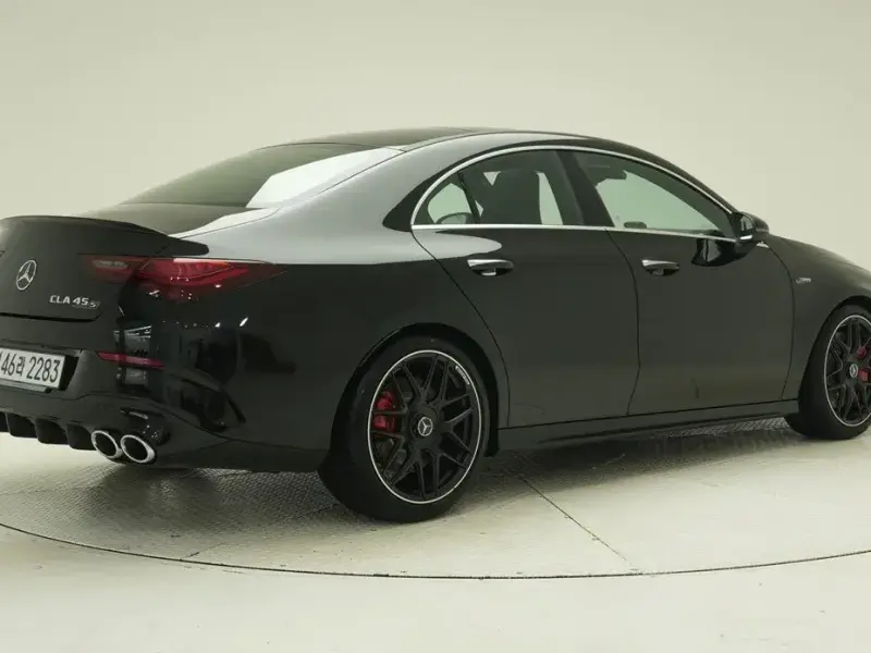 2025 Mercedes-Benz CLA с пробегом 68 км