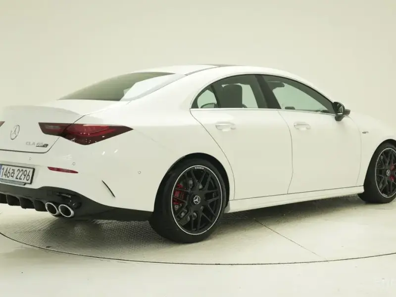 2025 Mercedes-Benz CLA с пробегом 1 358 км