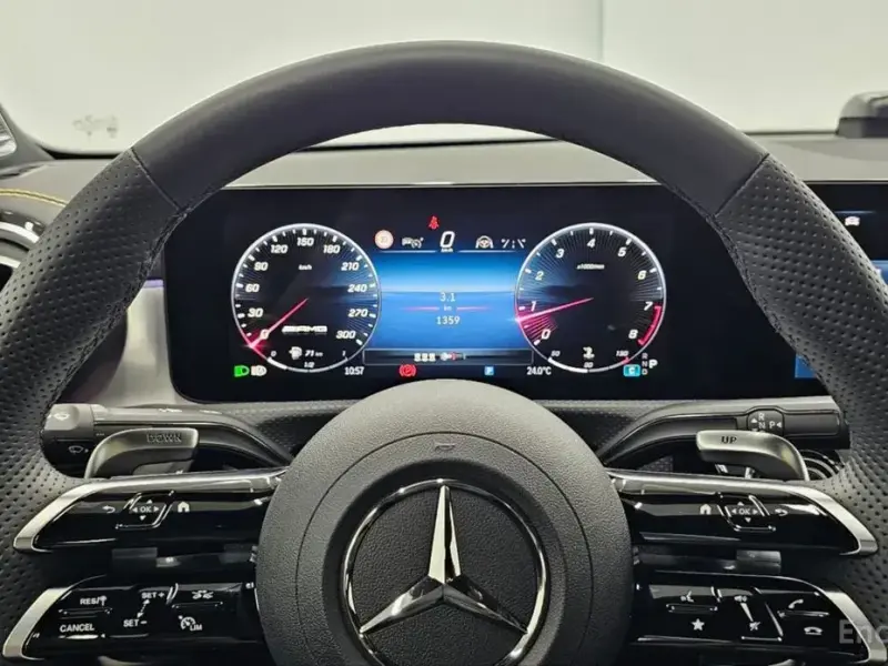 2025 Mercedes-Benz CLA с пробегом 1 358 км