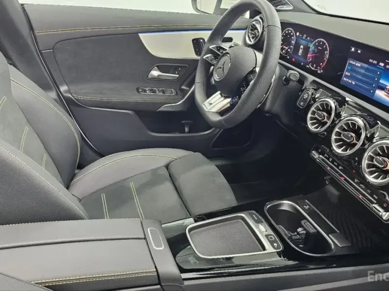 2025 Mercedes-Benz CLA с пробегом 1 358 км