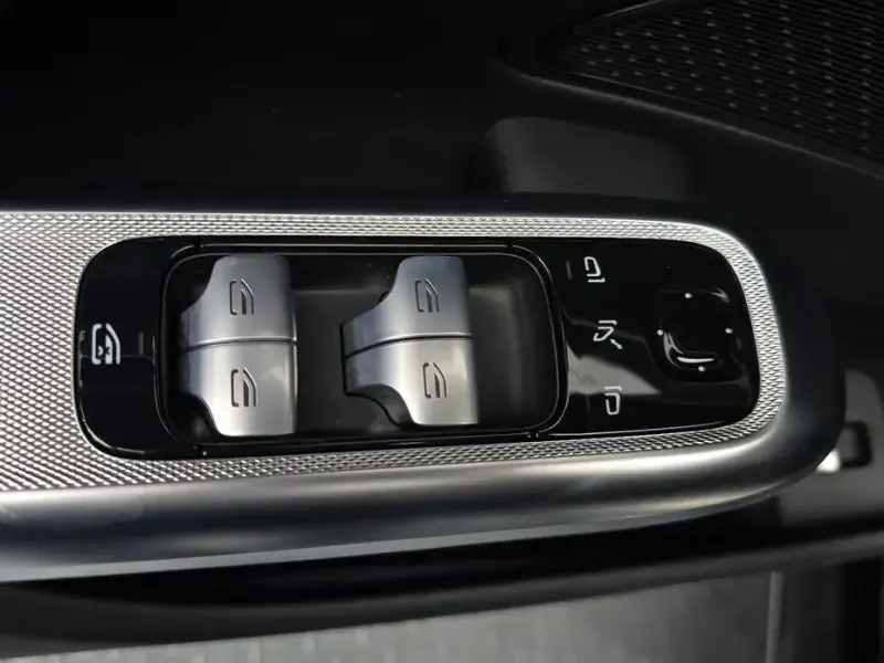 2024 Mercedes-Benz E-Класс с пробегом 46 399 км