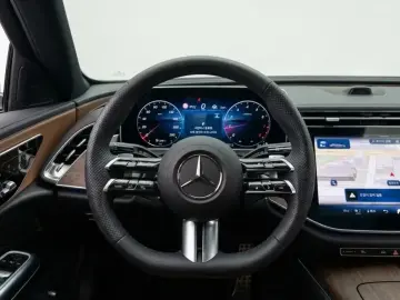 2025 Mercedes-Benz E-Класс с пробегом 20 981 км