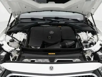 2025 Mercedes-Benz E-Класс с пробегом 20 981 км