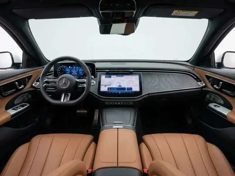 2025 Mercedes-Benz E-Класс с пробегом 20 981 км