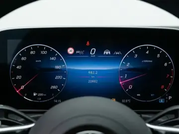 2025 Mercedes-Benz E-Класс с пробегом 20 981 км