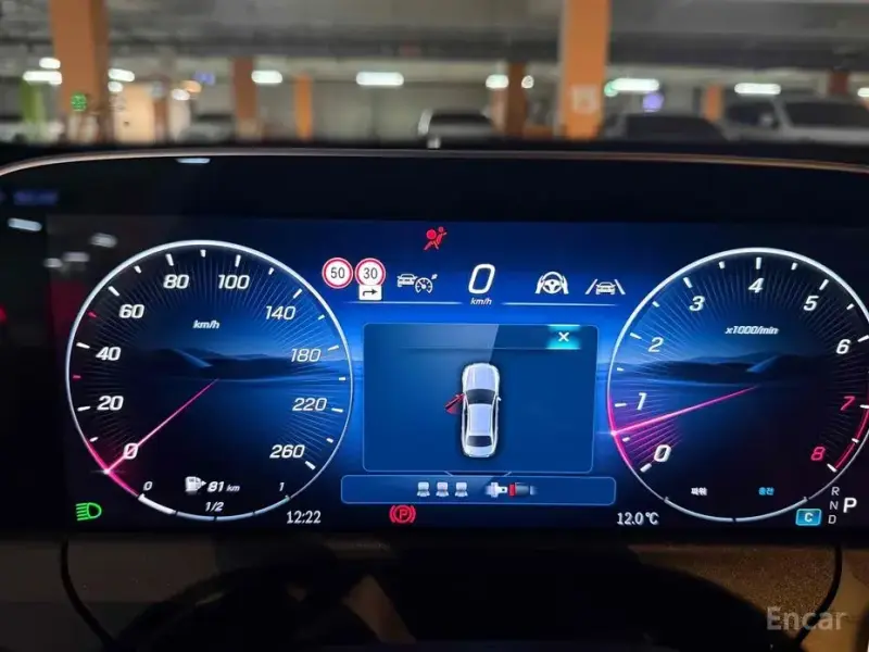 2025 Mercedes-Benz E-Класс с пробегом 657 км
