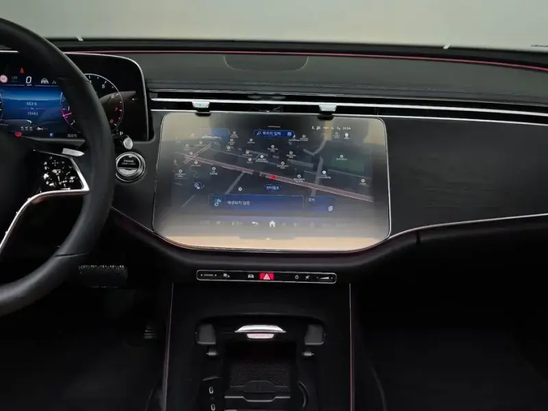 2025 Mercedes-Benz E-Класс с пробегом 20 463 км